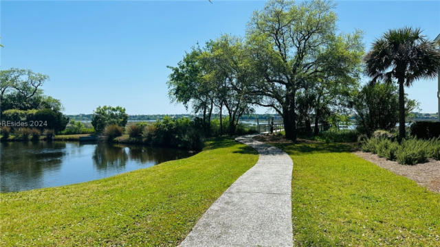 15 MOSSY OAKS LN, Hilton Head Island, SC 29926 Single Family Residence ...